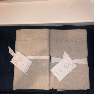 Pottery Barn NWT 2 Belgian flax linen Stand Shams